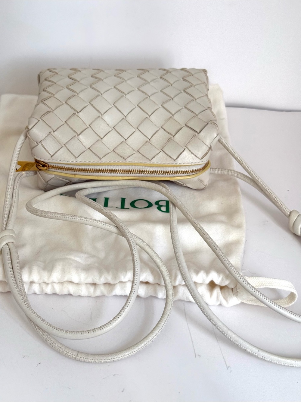 Bottega Veneta Nappa Intrecciato Mini Loop Camera Bag White 💫 - Picture 12 of 15